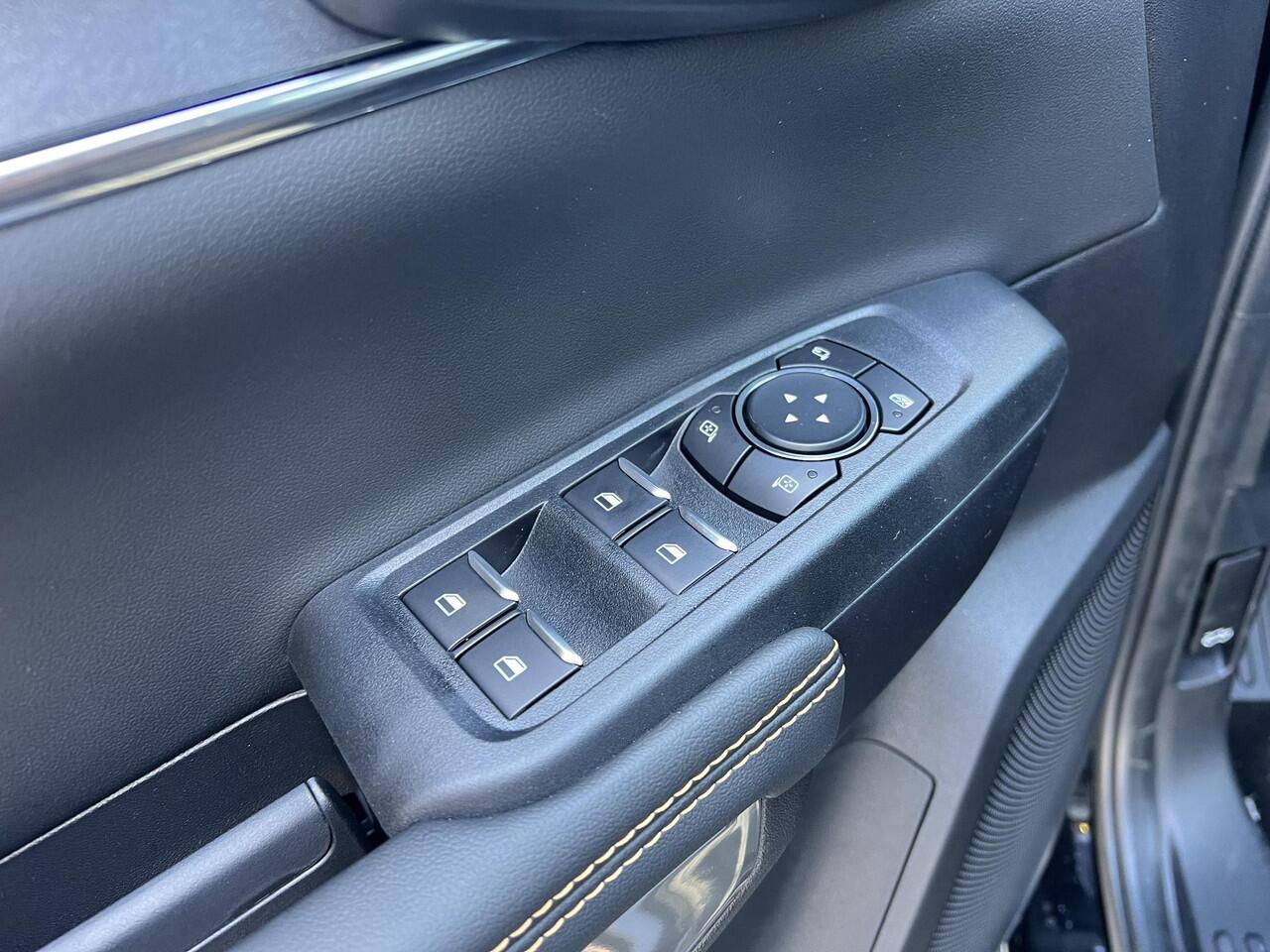 Ford RANGER 2.3 PHEV Wildtrak Double Cab | SCI | 281pk | 5 persoons! | Technology Pack Plus Trailer | Cargo Area Pack | Power Rollertop | Prijs excl. BTW incl. BPM | laadkabel mode 3 16A