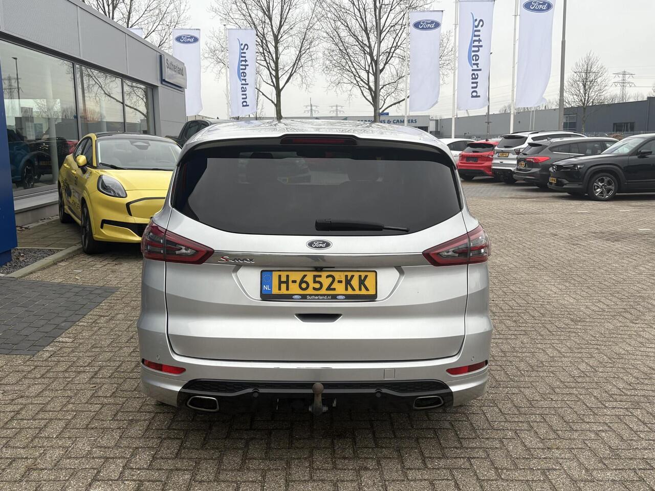 Ford S-MAX 2.0 Ecoblue Bi-Turbo ST-Line 240pk | Panoramadak | Full LED | Adaptieve Cruise | Stoelverwarming | Trekhaak | Voorruit verwarming |