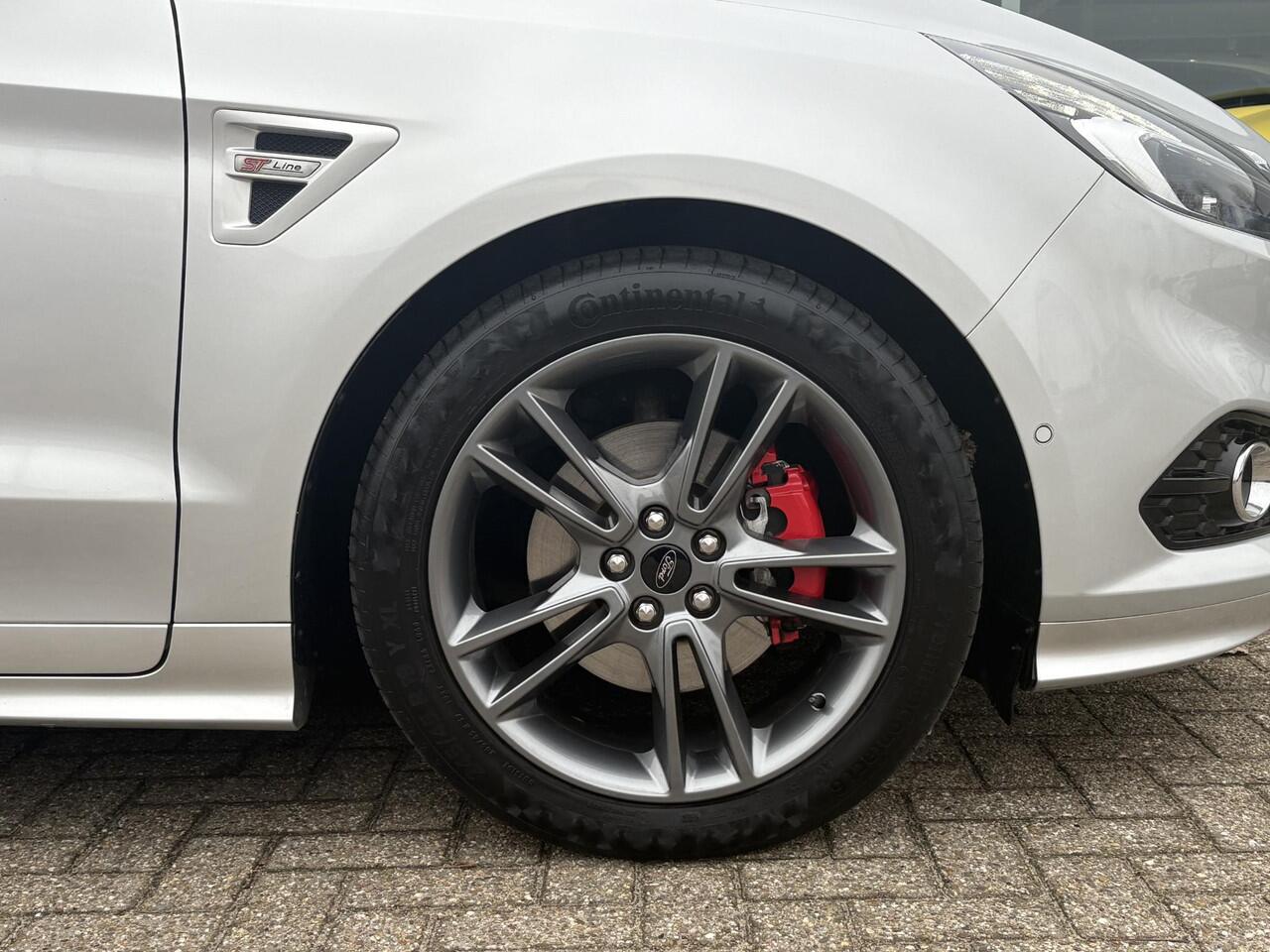 Ford S-MAX 2.0 Ecoblue Bi-Turbo ST-Line 240pk | Panoramadak | Full LED | Adaptieve Cruise | Stoelverwarming | Trekhaak | Voorruit verwarming |