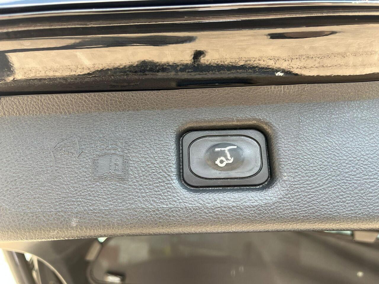 Ford S-MAX 2.5 FHEV ST-Line 190pk | Full LED | Trekhaak | Sony Audio/Navigatie |