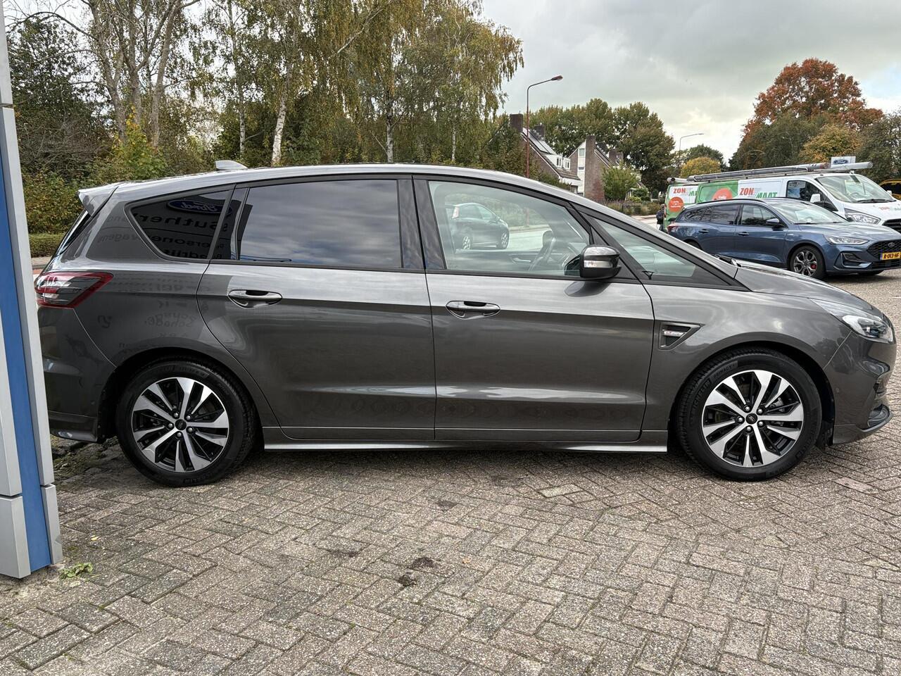 Ford S-MAX 2.5 FHEV St-Line 7p 190pk | Panoramadak | Adaptieve Cruise | Full LED | 7 persoons | Sync 3 Navigatie | Stoelverwarming