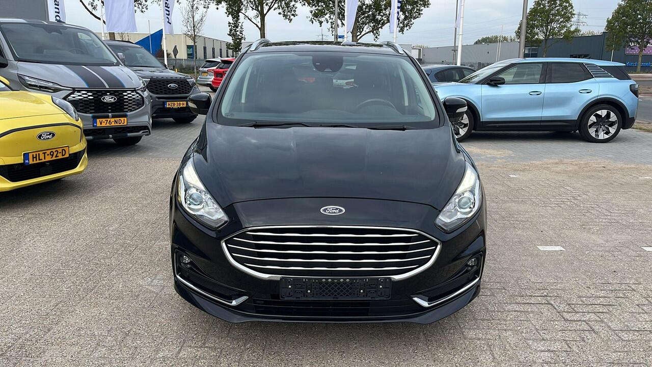 Ford S-MAX 2.5 FHEV Titanium 7P 190pk | SYNC 3 Navigatie | Apple Carplay/Android Auto | 7 Persoons! | Camera