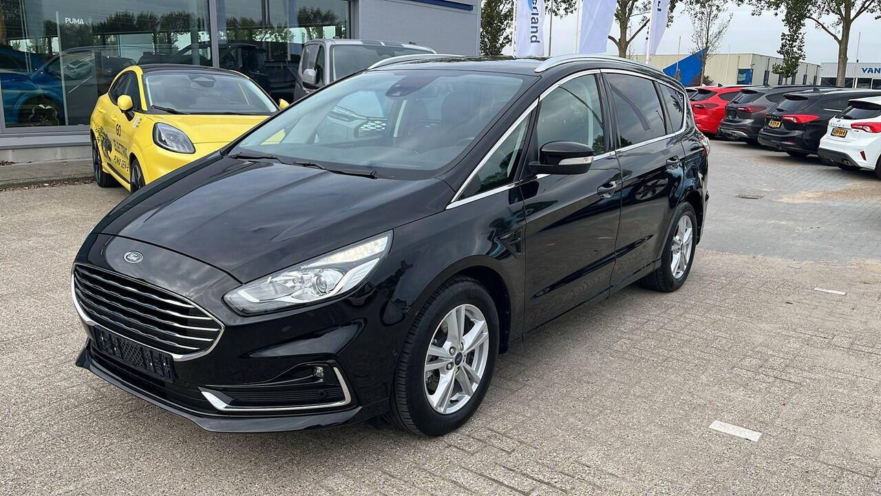 Ford S-MAX 2.5 FHEV Titanium 7P 190pk | SYNC 3 Navigatie | Apple Carplay/Android Auto | 7 Persoons! | Camera