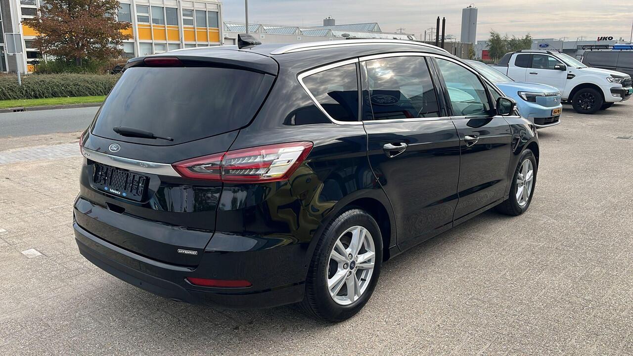 Ford S-MAX 2.5 FHEV Titanium 7P 190pk | SYNC 3 Navigatie | Apple Carplay/Android Auto | 7 Persoons! | Camera