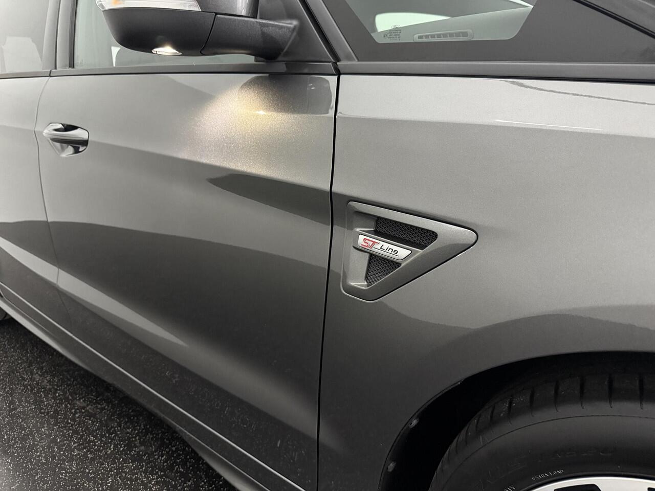 Ford S-MAX ST-Line 2.5i Hybrid 190pk 7 Persoons | Elektrisch Verwarmde & Verstelbare Stoelen met Memory Functie | Camera |