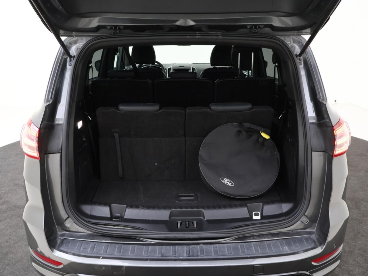 Ford S-MAX 2.5 Hybrid HEV ST-Line 7 Persoons | Navi | Stoelverwarming