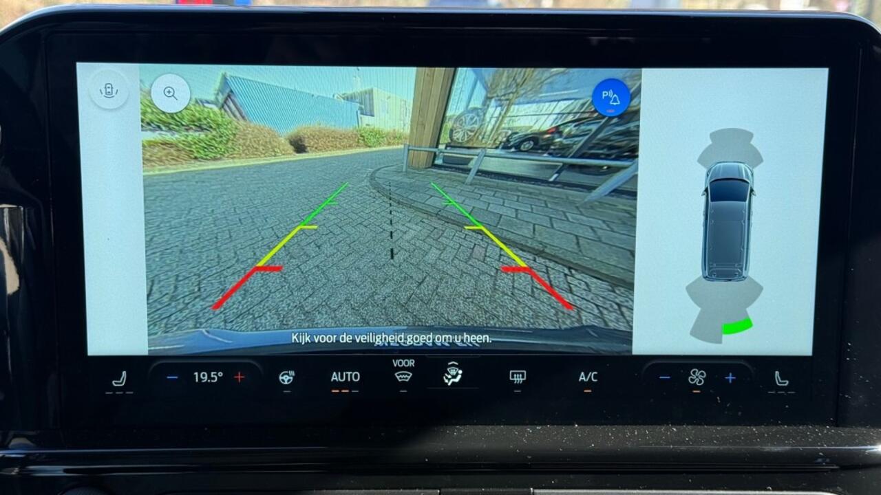 Ford TOURNEO 340 2.5 PHEV L2H1 TITANIUM/Trekhaak/9p/Leder