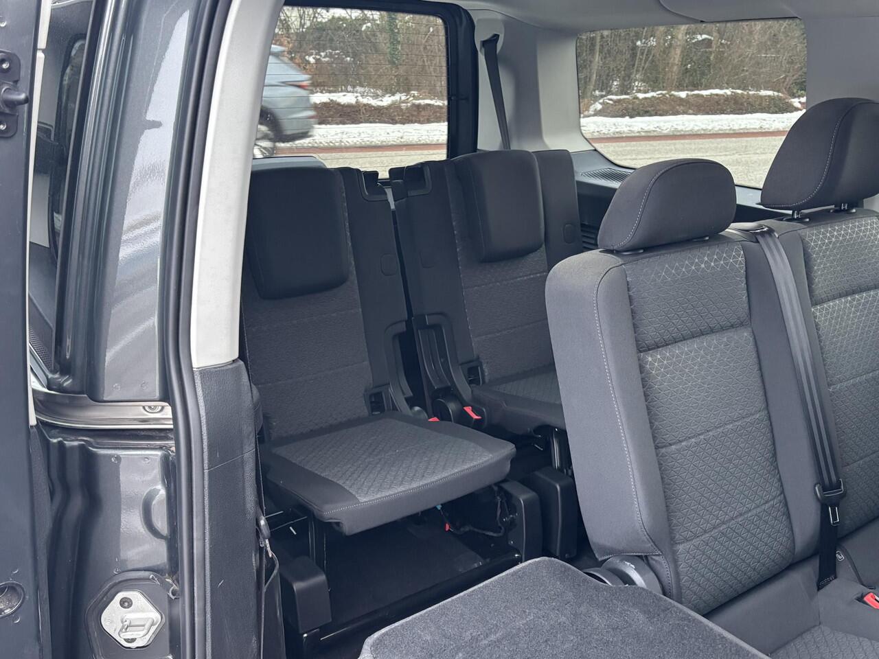 Ford TOURNEO CONNECT 1.5 EcoBoost PHEV L2 Limited | | 150pk | 7 persoons | Achteruitrijcamera | Navigatiesysteem