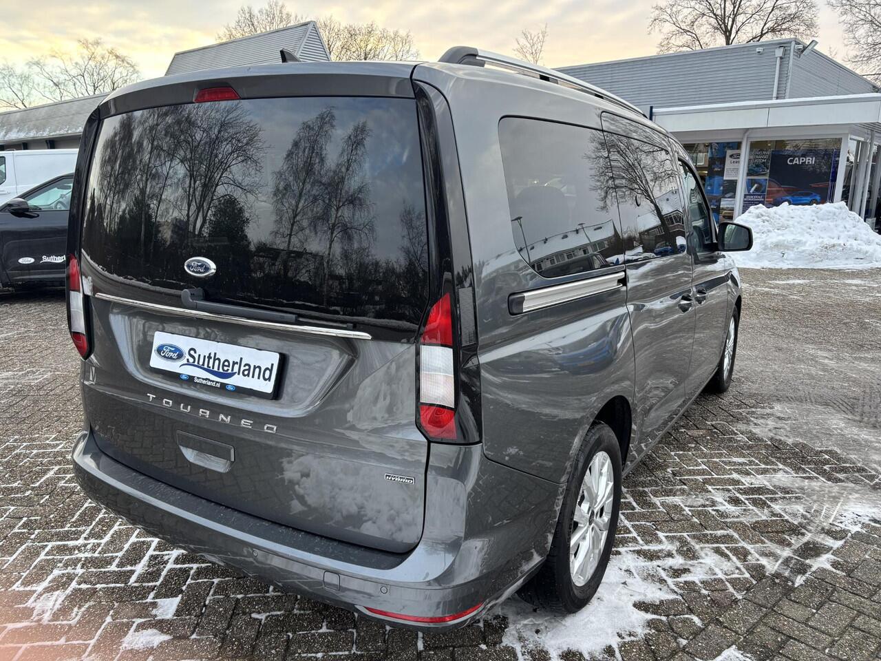 Ford TOURNEO CONNECT 1.5 EcoBoost PHEV L2 Limited | | 150pk | 7 persoons | Achteruitrijcamera | Navigatiesysteem