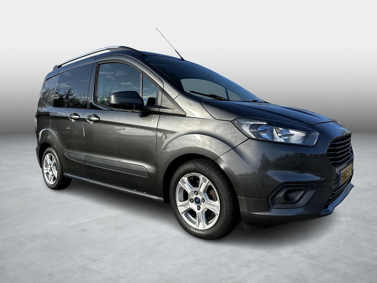 Ford TOURNEO COURIER 1.0 Titanium | Trekhaak |