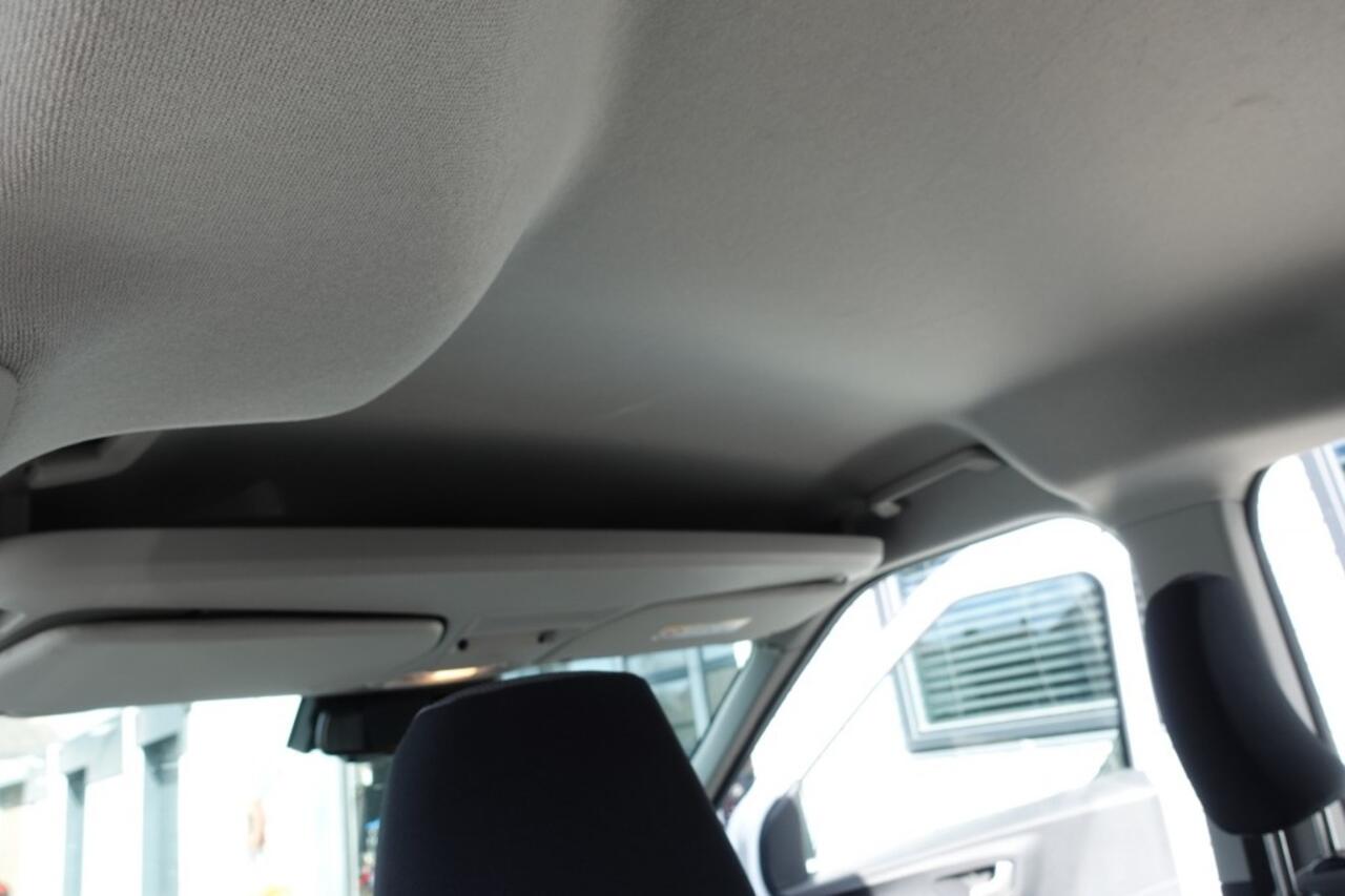 Ford TOURNEO COURIER 1.0 TITANIUM EDITION Navi + Camera +Winterpack + Ecc + Carplay