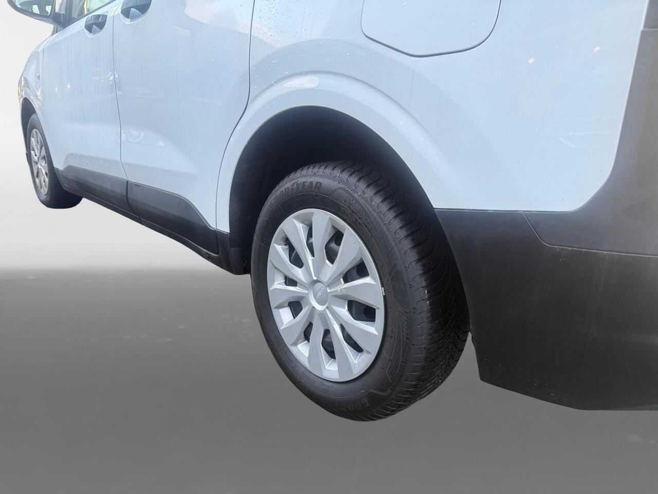 Ford TOURNEO COURIER 1.0 EcoBoost | Apple Carplay/Android Auto | Navigatie | Camera | Climate Control | Parkeersensoren | Stuurbediening | Hoge Instap