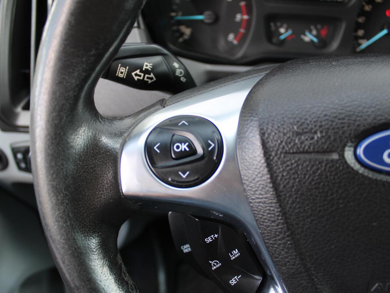 Ford TRANSIT 290 2.0 TDCI L2H2 Trend | Nieuwe motor 35000 km |Trekhaak | Imperiaal | Voorruitverwarming | Navi |