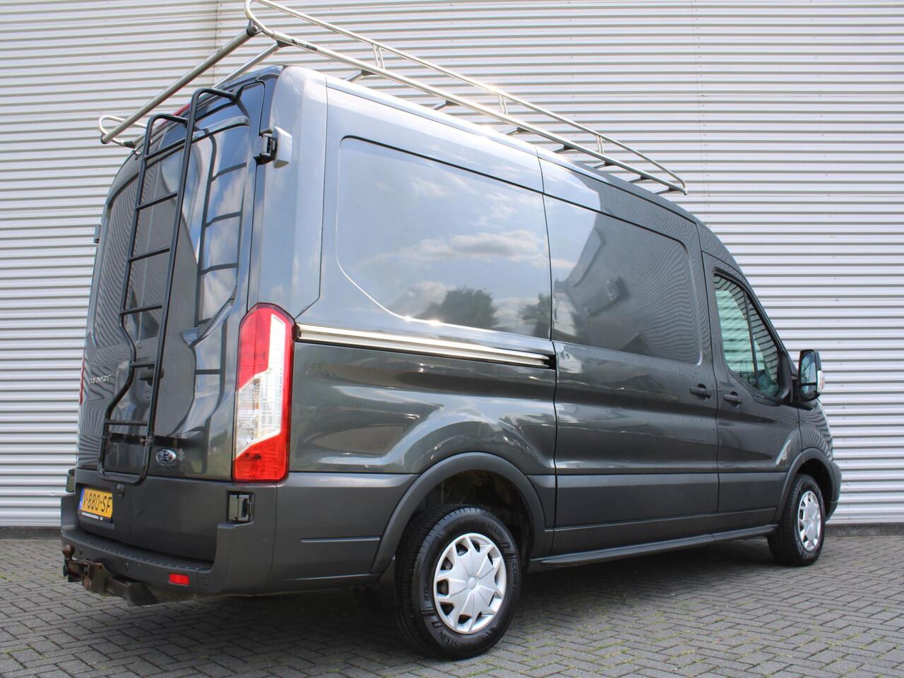 Ford TRANSIT 290 2.0 TDCI L2H2 Trend | Nieuwe motor 35000 km |Trekhaak | Imperiaal | Voorruitverwarming | Navi |