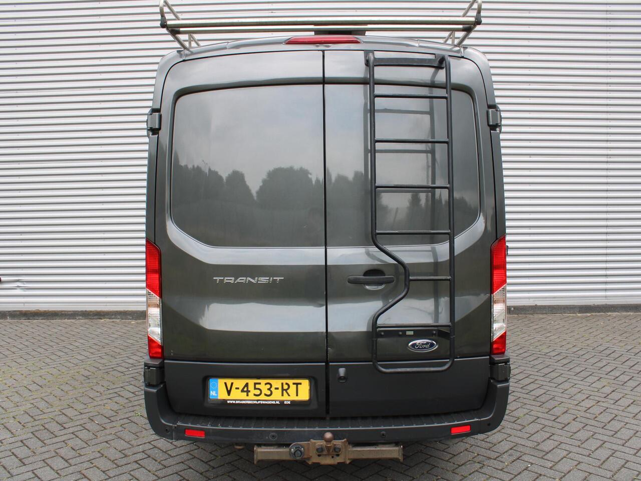 Ford TRANSIT 290 2.0 TDCI L2H2 Trend | Recent Distributieriem vv | Trekhaak | Camera | Cruise | Navi | Airco | Imperiaal |