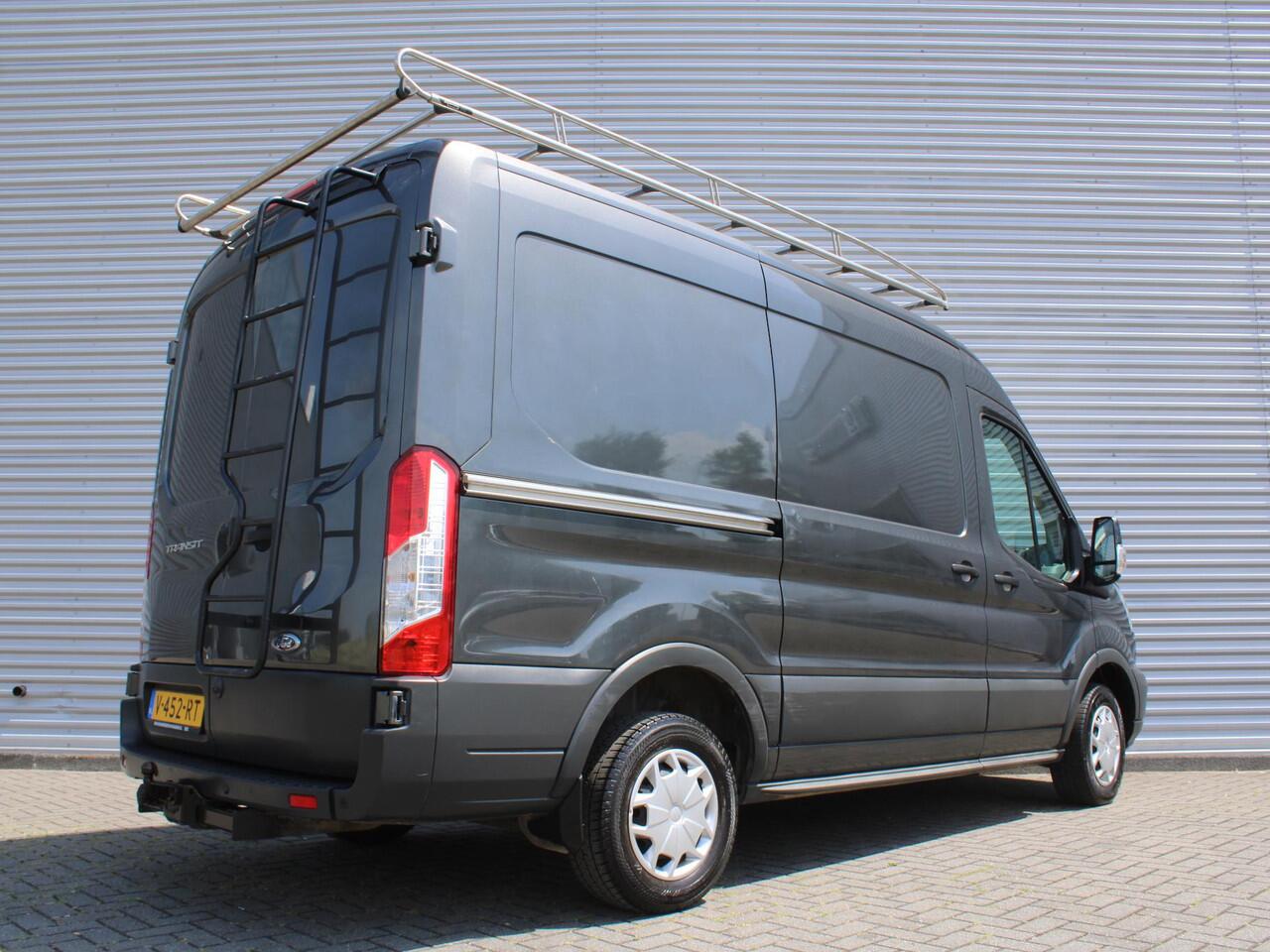 Ford TRANSIT 290 2.0 TDCI L2H2 Trend | Recent Distributieriem vv | Trekhaak | Camera | Cruise | Navi | Airco | Imperiaal |
