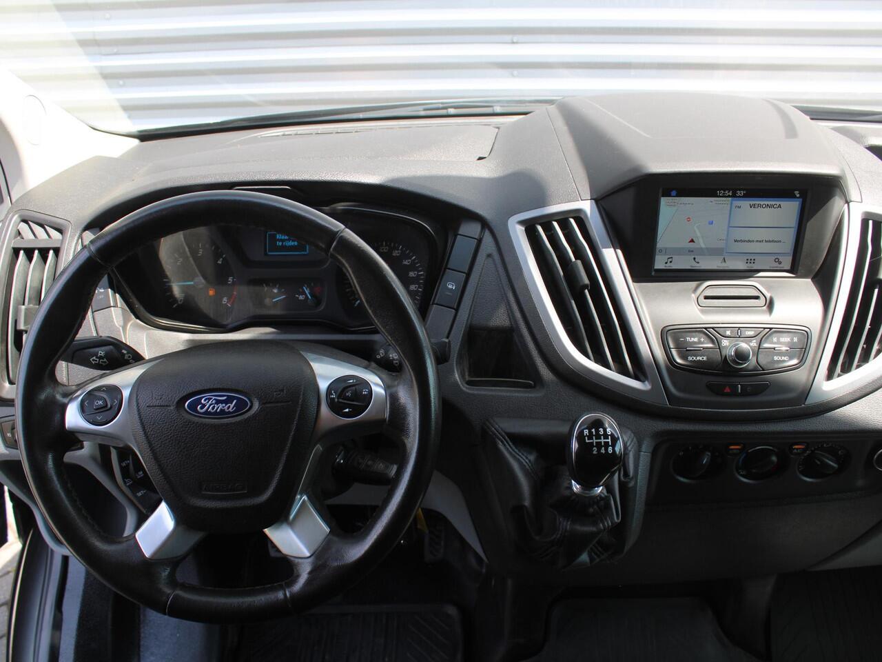 Ford TRANSIT 290 2.0 TDCI L2H2 Trend | Recent Distributieriem vv | Trekhaak | Camera | Cruise | Navi | Airco | Imperiaal |