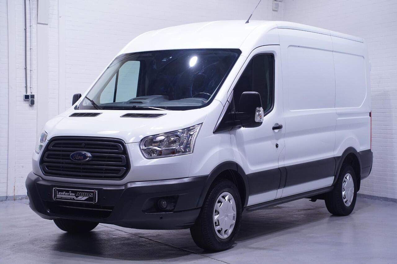 Ford TRANSIT 2.0 TDCI 130 pk Automaat L2H2 Trend Navi, Camera NAP, Laadruimte Pakket, PDC V+A, 3-Zits