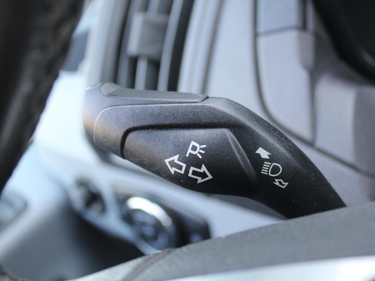 Ford TRANSIT 290 2.0 TDCI L2H2 Trend | Trekhaak | Camera | Cruise | Navi | Airco | Imperiaal |