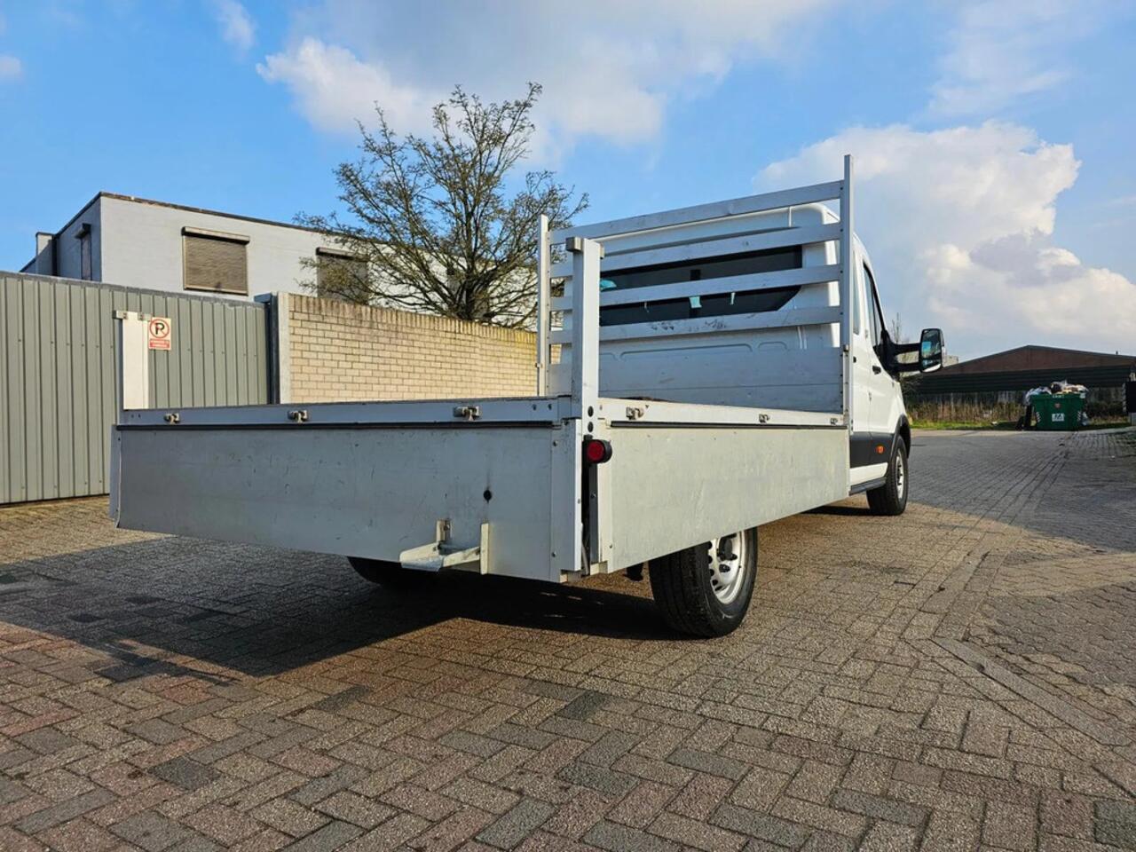 Ford TRANSIT 350 2.0 TDCI L3H1 DC,Apk,Nap,