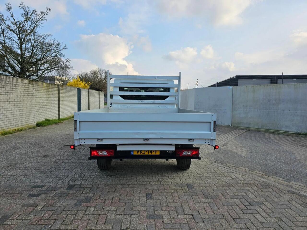 Ford TRANSIT 350 2.0 TDCI L3H1 DC,Apk,Nap,