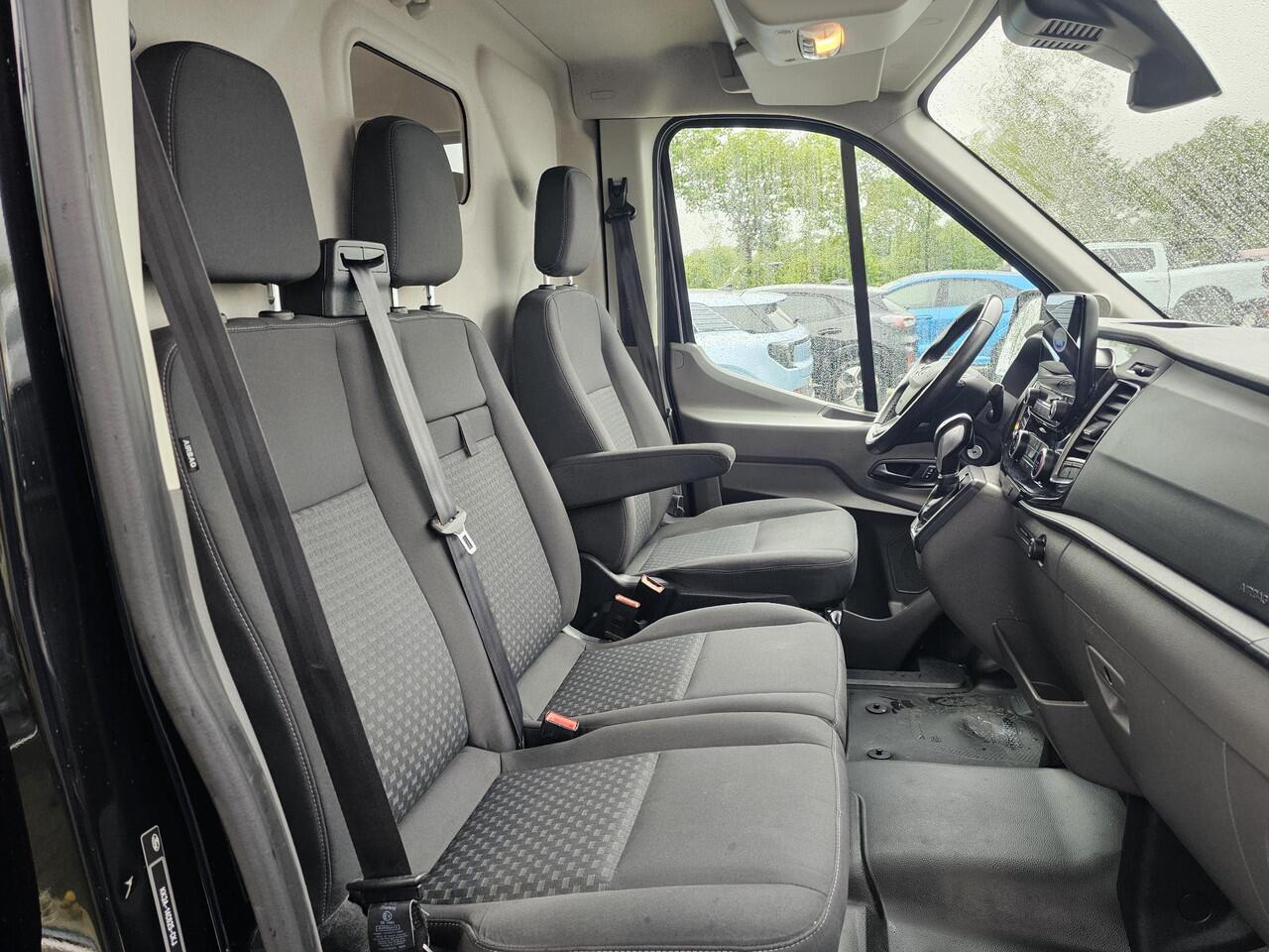Ford TRANSIT 350 2.0 TDCI L3H3 Limited 185pk Automaat | Xenon | Trekhaak | Navigatie | Camera | Stoelverwarming