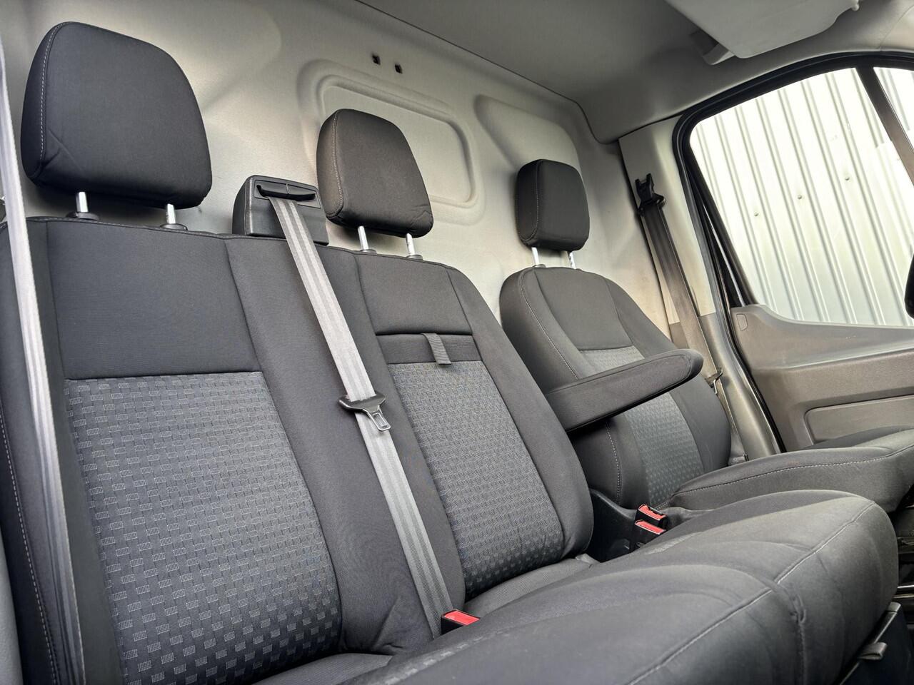 Ford TRANSIT 2.0 TDCI L2H2 RWD*A/C*CRUISE*NAVI*HAAK*CAM*3PERS*