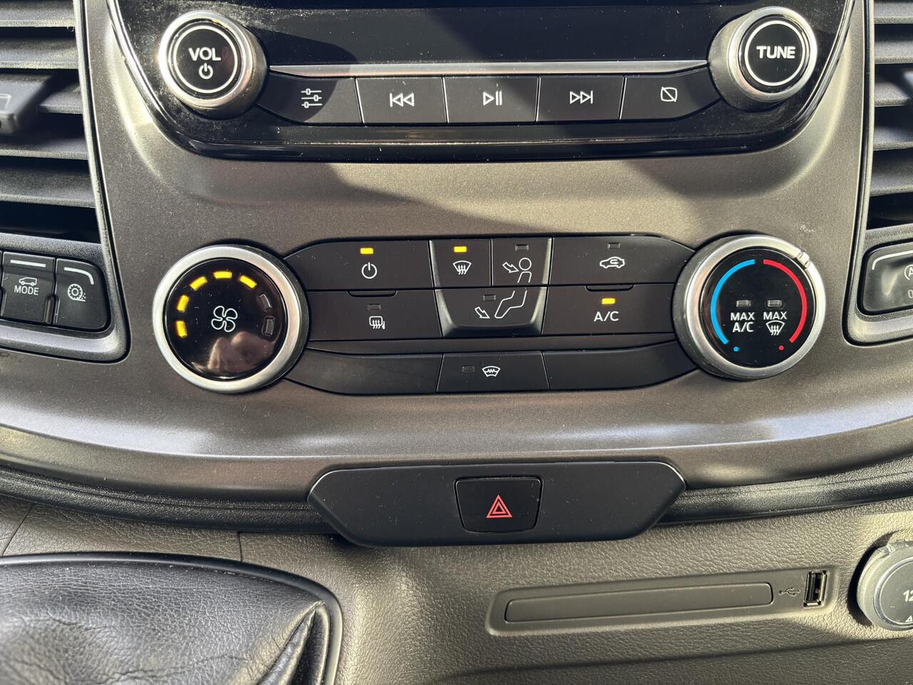 Ford TRANSIT 2.0 TDCI L2H2 RWD*A/C*CRUISE*NAVI*HAAK*CAM*3PERS*