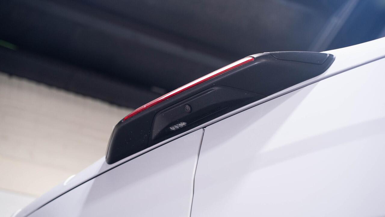 Ford TRANSIT 2.0 TDCi 130 pk L4H3 Trend Navi, Camera Apple Carplay, Lane Assist, PDC V+A, 270 Graden Deuren, 3-Zits