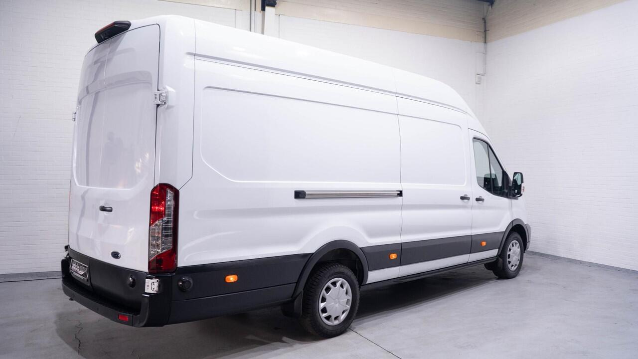 Ford TRANSIT 2.0 TDCi 130 pk L4H3 Trend Navi, Camera Apple Carplay, Lane Assist, PDC V+A, 270 Graden Deuren, 3-Zits