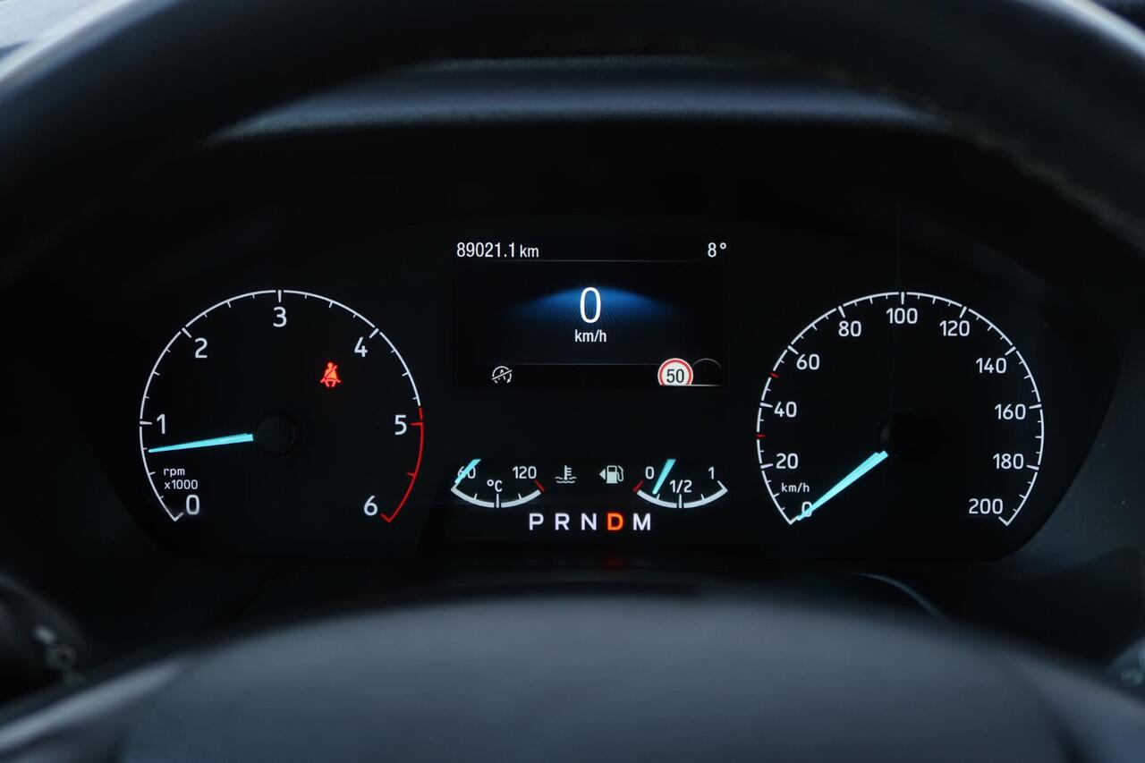 Ford TRANSIT 330 2.0 TDCI L3H2 DC AUT/ CAMERA/ ACC/ AIRCO/ TREKHAAK