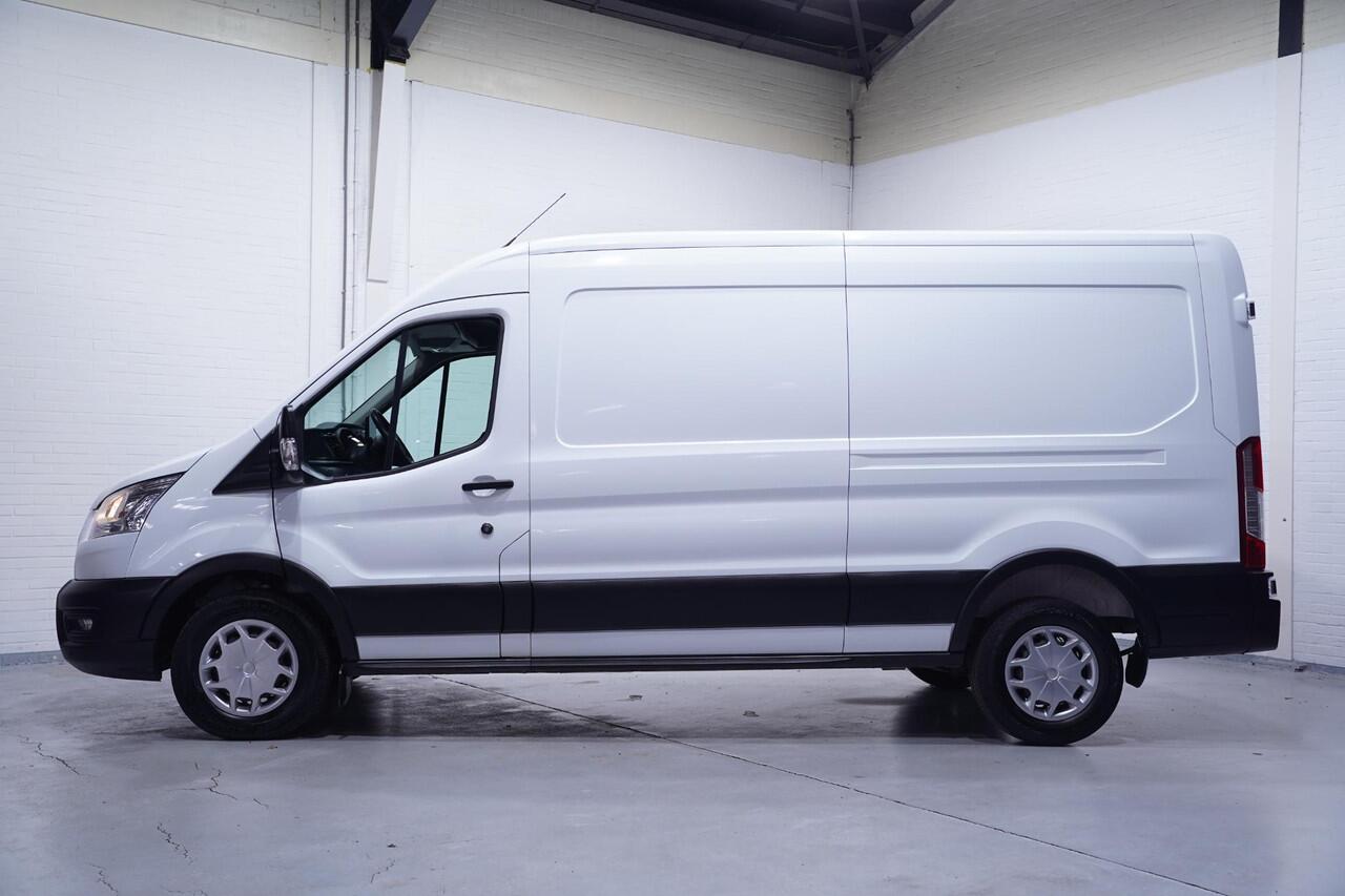Ford TRANSIT 2.0 TDCI 130 pk L3H2 Trend Airco, Apple Carplay Cruise control, Laadruimte Pakket, PDC V+A, 3-Zits