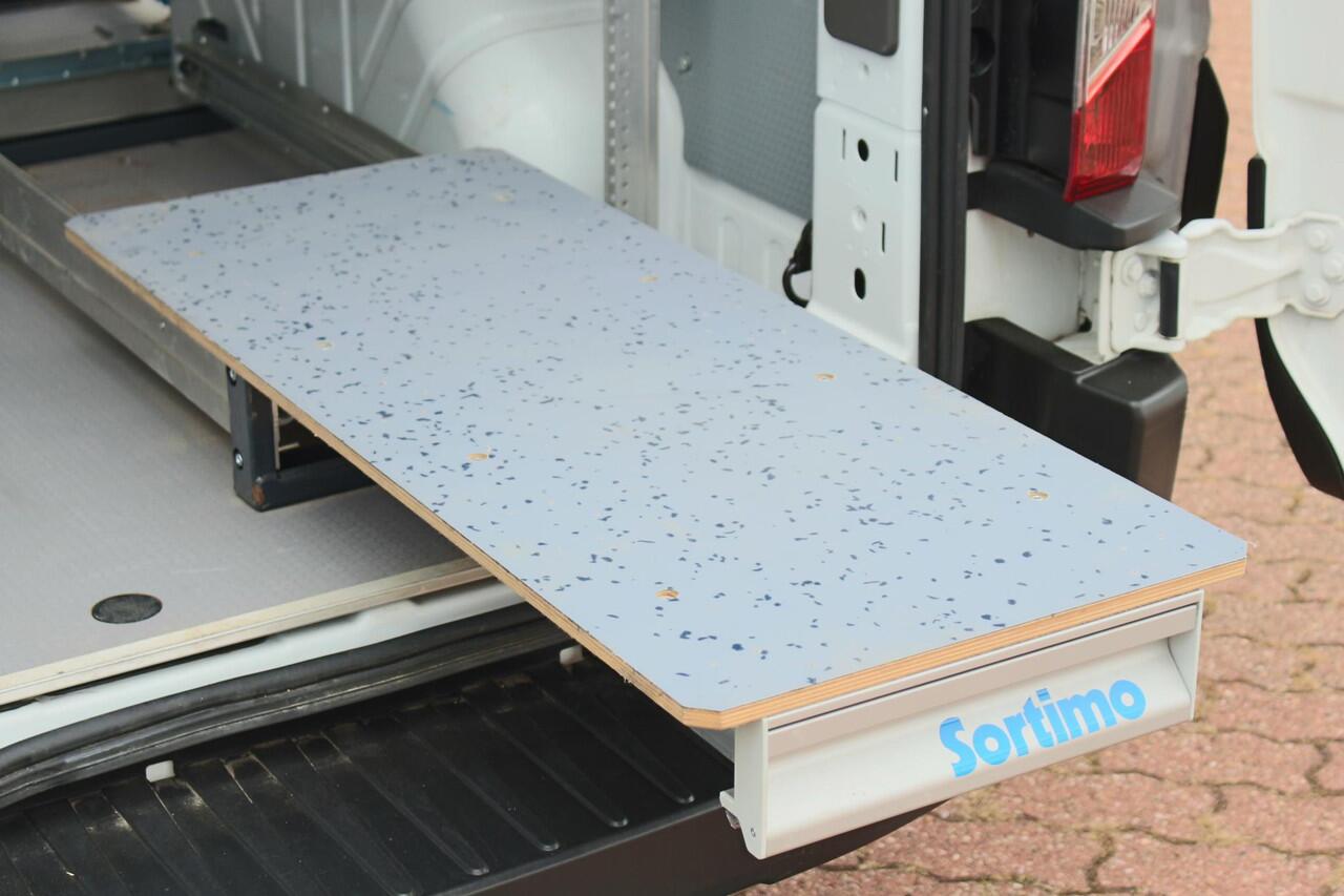 Ford TRANSIT 350 2.0 TDCI L2H2 Trend SORTIMO, Navigatie, Camera, Flits verlichting, Powerstation 3500W, Standkachel motor en interieur