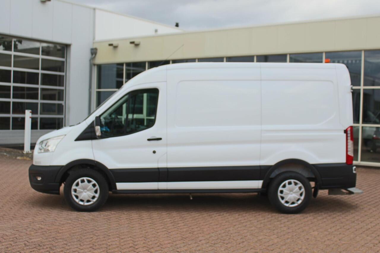 Ford TRANSIT 350 2.0 TDCI L2H2 Trend SORTIMO, Navigatie, Camera, Flits verlichting, Powerstation 3500W, Standkachel motor en interieur