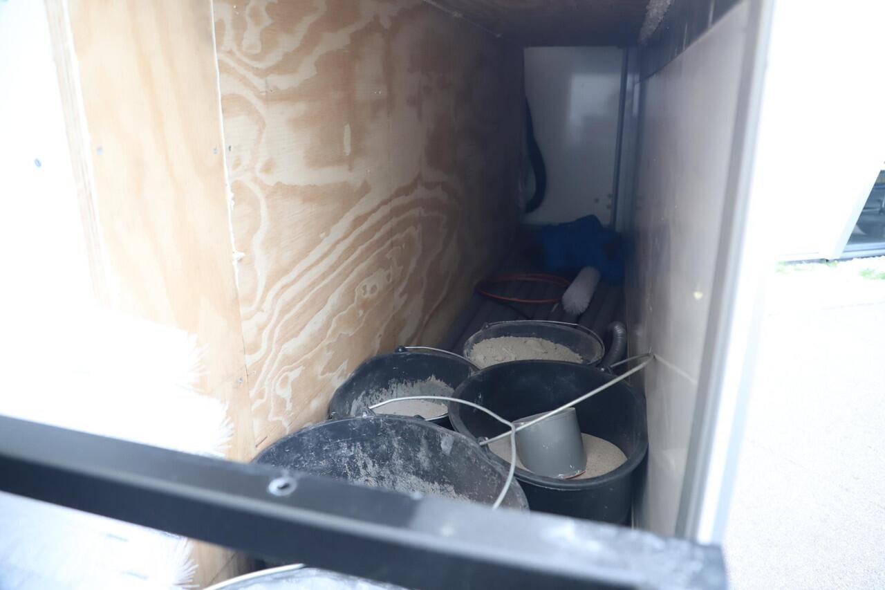 Ford TRANSIT 350 2.0 TDCI L5H1 Ambiente Skeletal Bakwagen Spouwmuurisolatie Inrichting Werkinrichting Airco Radio Bluetooth