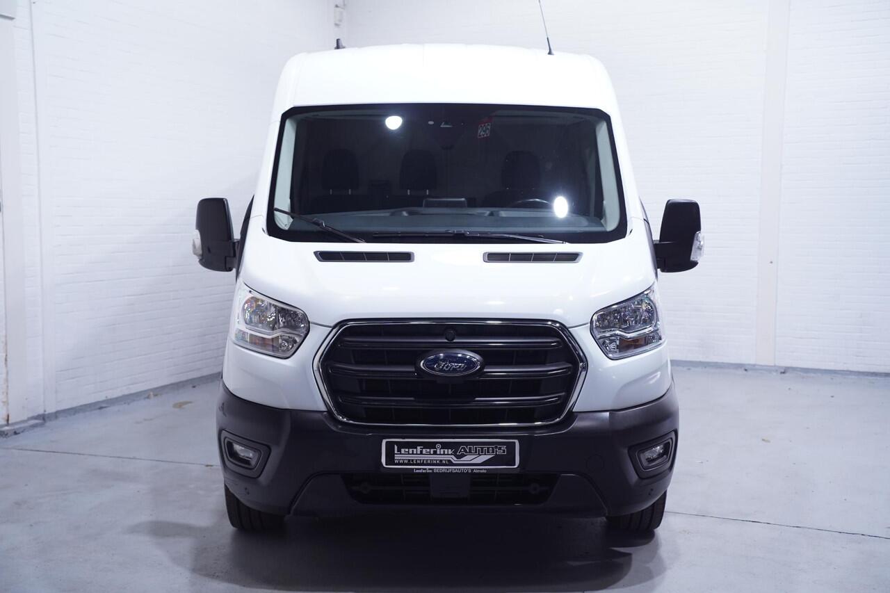 Ford TRANSIT 2.0 TDCI 170 pk Automaat L3H2 Trend Airco,Trekhaak Camera, Laadruimte Pakket, PDC V+A, 3-Zits