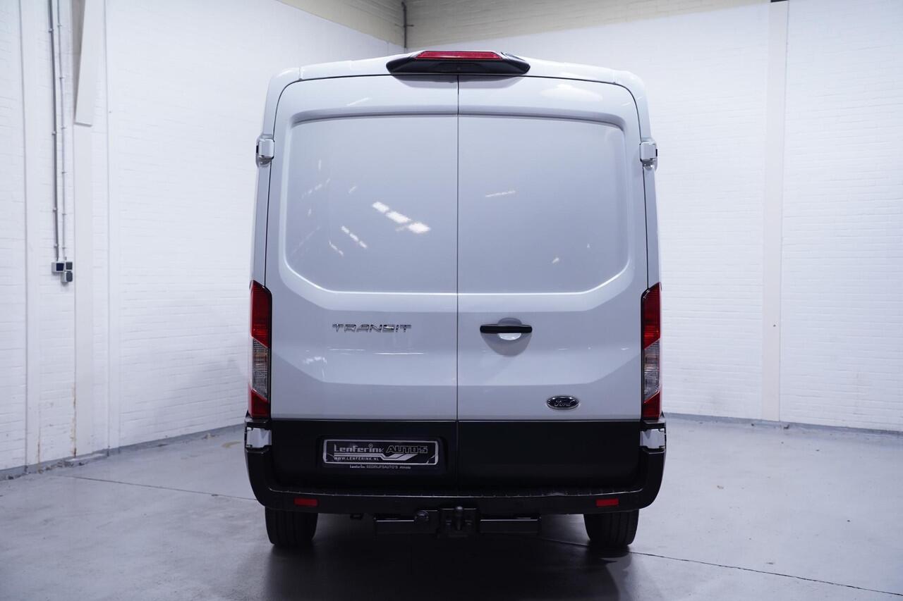 Ford TRANSIT 2.0 TDCI 170 pk Automaat L3H2 Trend Airco,Trekhaak Camera, Laadruimte Pakket, PDC V+A, 3-Zits