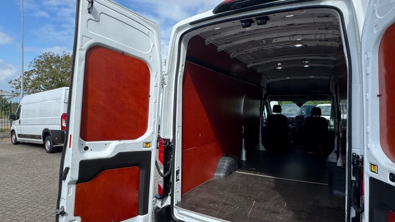 Ford TRANSIT 2.0 TDCI 77KW 105PK L4H3 EURO 6 AIRCO/ CAMERA/ NAVIGATIE/ CRUISE CONTROL/ 100% DEALERONDERHOUDEN