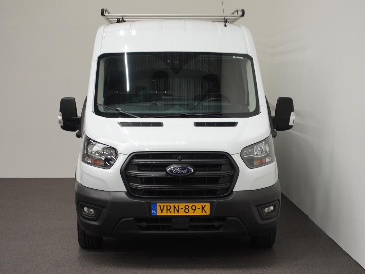 Ford TRANSIT 310 105PK L3H2 Trend Imperiaal Navigatie Airco Parkeersensoren Bluetooth 3Zits Trekhaak Camera