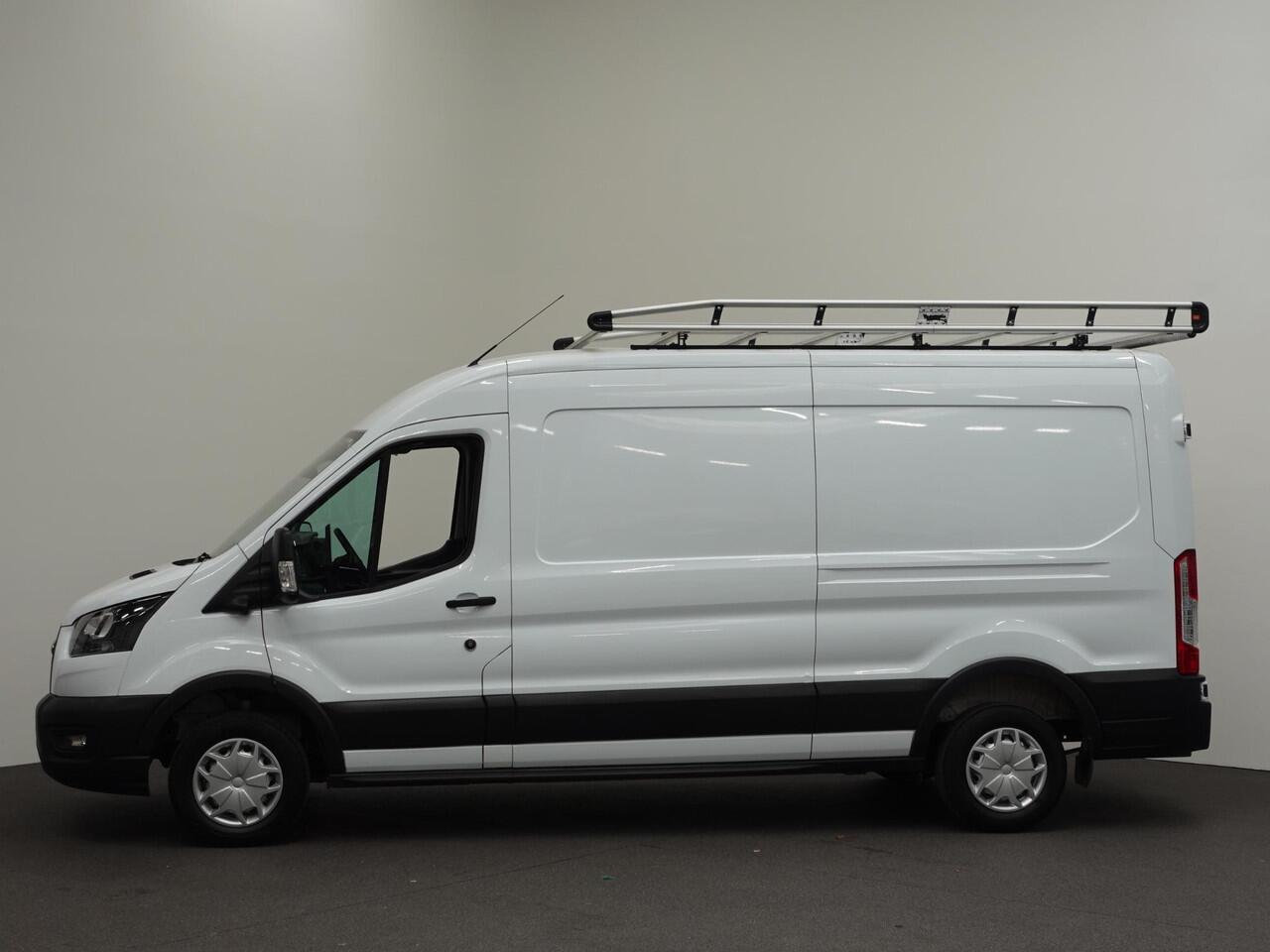 Ford TRANSIT 310 105PK L3H2 Trend Imperiaal Navigatie Airco Parkeersensoren Bluetooth 3Zits Trekhaak Camera