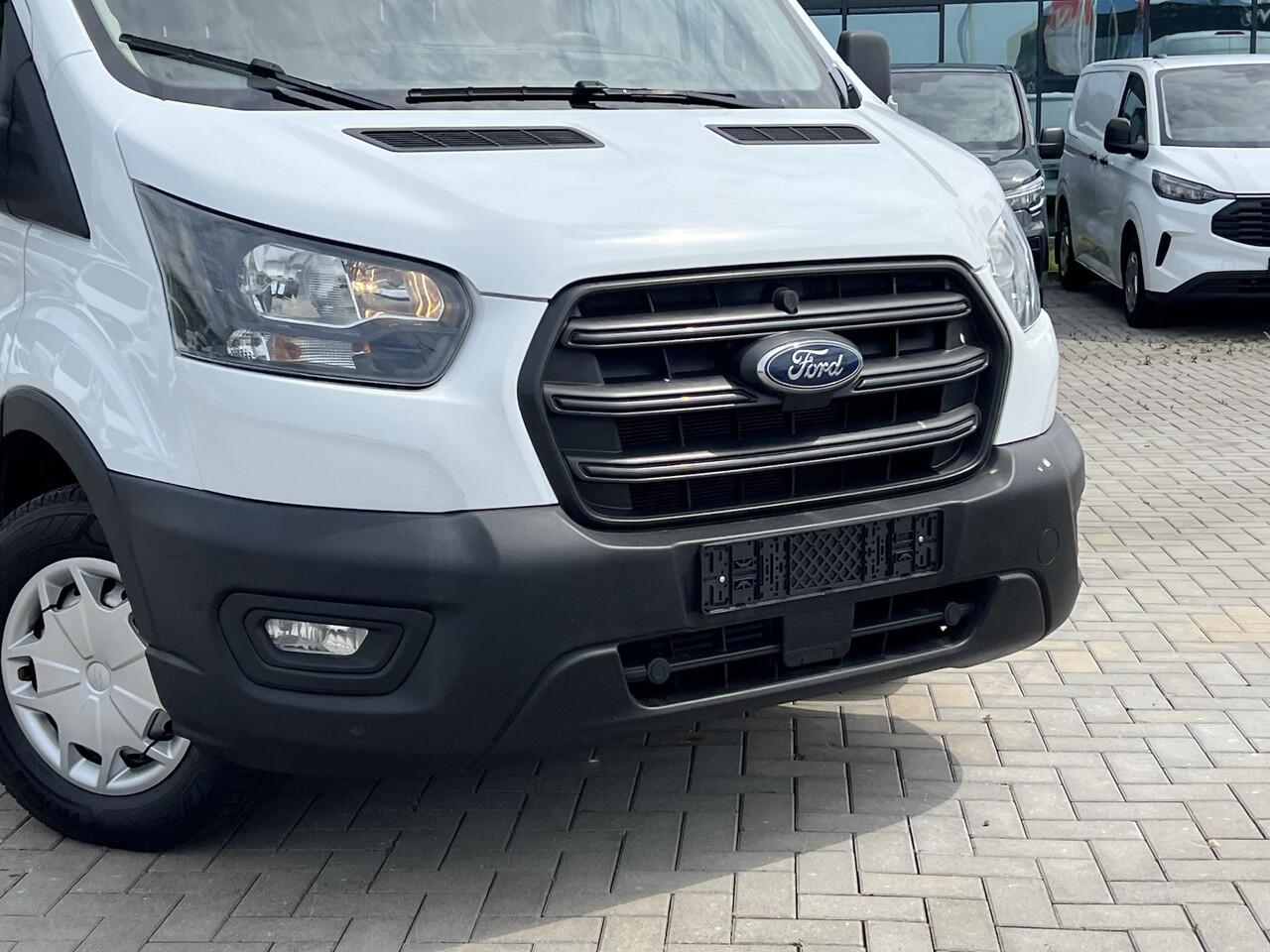 Ford TRANSIT 350 2.0 TDCI L3H3 Trend Zuid | 170pk | Airco | Cruise control | Parkeersensoren