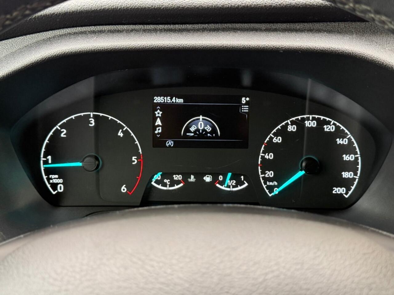 Ford TRANSIT 350 2.0 TDCi 130PK L2H2 / Laadlift / Koeling / NL Auto NAP / Zonnepanelen / Navi / Koelwagen / Laadklep