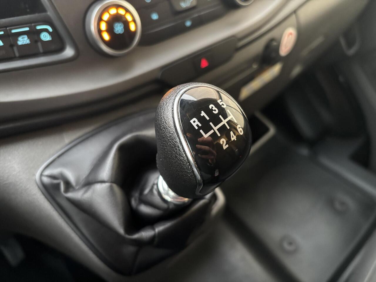 Ford TRANSIT 310 2.0 TDCI L3H2*3PERS*CRUISE*A/C*HAAK*CAM*