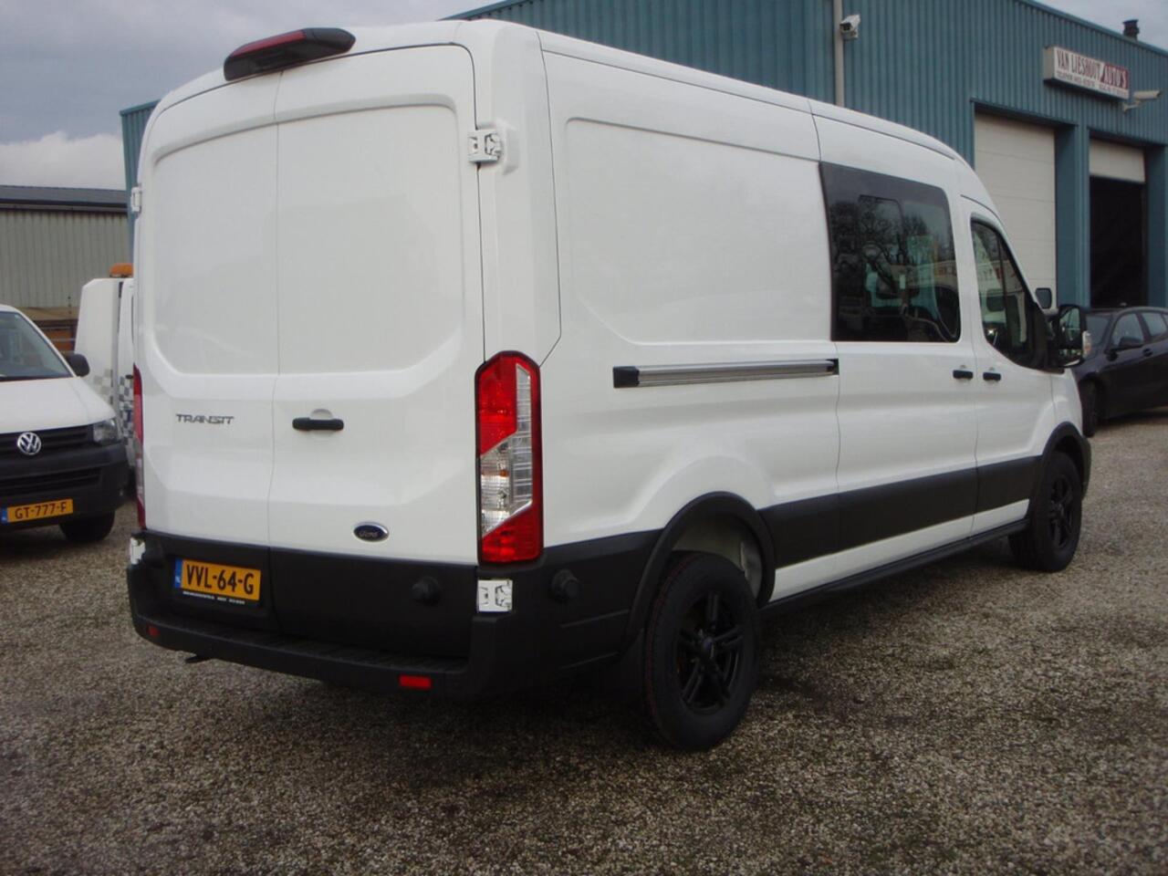 Ford TRANSIT 350L Trekhaak Dubbele Cabine groot scherm navi bj 23