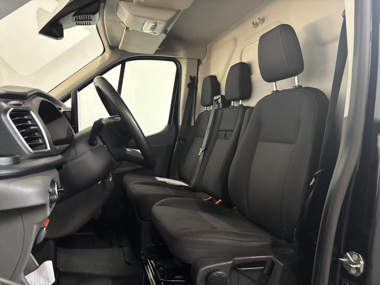 Ford TRANSIT 330 2.0 TDCI L3H2 Trend Airco Navi Bluetooth Camera V+A DAB+ Cruise Control