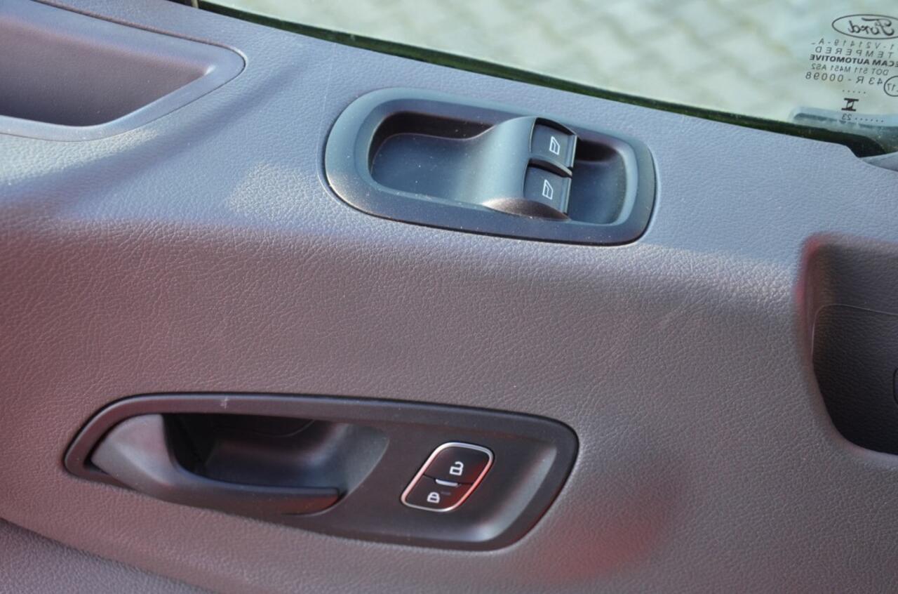 Ford TRANSIT 2.0 TDCI L2H2 130PK