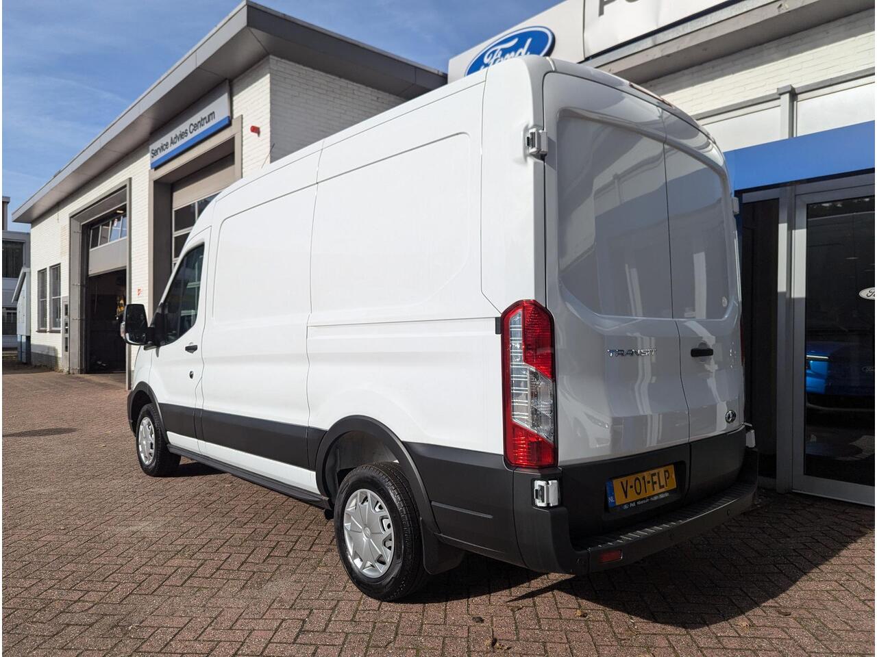 Ford TRANSIT 310 2.0 TDCI L2H2 Trend *NIEUW & BPM VRIJ* Airco Cruise PDC v/a Fabrieksgarantie tot 8-3-2026