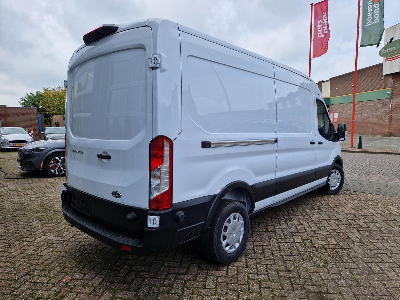 Ford TRANSIT 350 L3H2 130pk Trend E6.2 FWD 5 jaar Ford Protect t/m juli 2029!!!!!