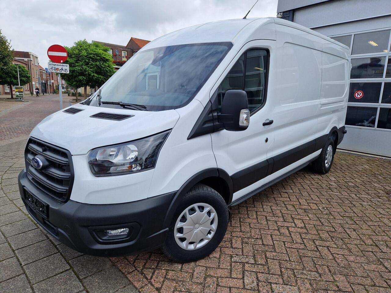 Ford TRANSIT 350 L3H2 130pk Trend E6.2 FWD 5 jaar Ford Protect t/m juli 2029!!!!!