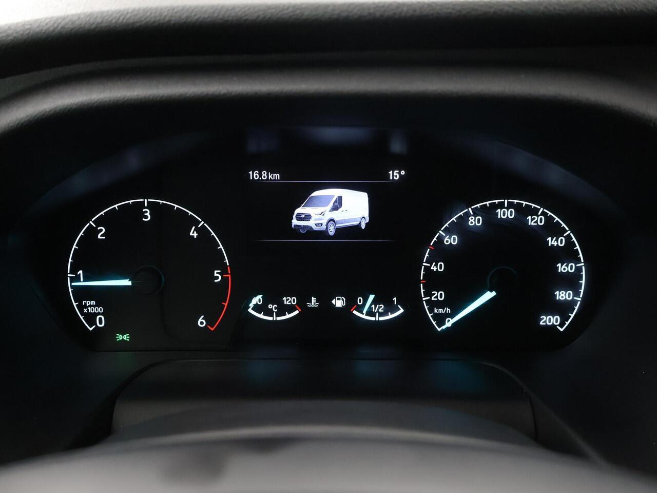 Ford TRANSIT 350 2.0 TDCI L3 H2 Trend | Navigatie | Stoelverwarming | Trekhaak 2500 KG AHW | Airco | 3-Zits | NIEUW | Carplay - Android Auto | Laadruimte Pakket | Cruise Control | Multifuntioneel Stuurwiel